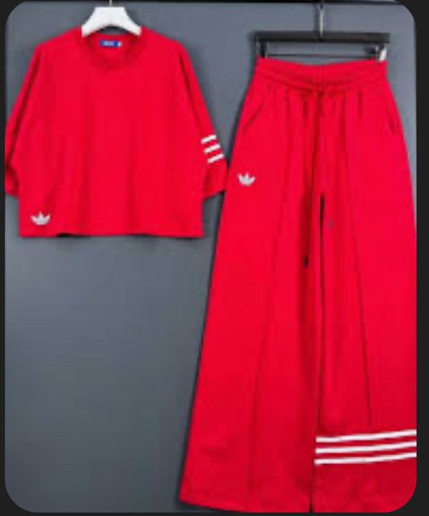 Adidas Luxe Set Effortless Style, Bold Energy